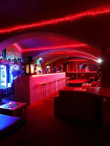 Эротический приват Neon club - фото 3